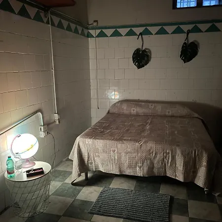 Hostel My 2 *